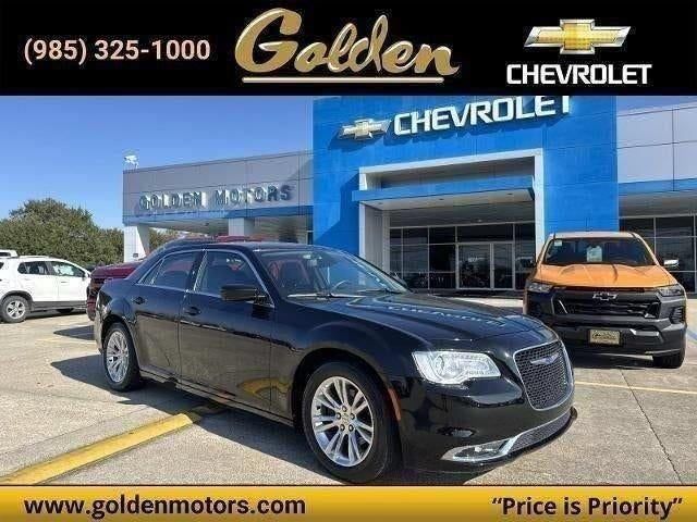  2019 Chrysler 300 Touring RWD   