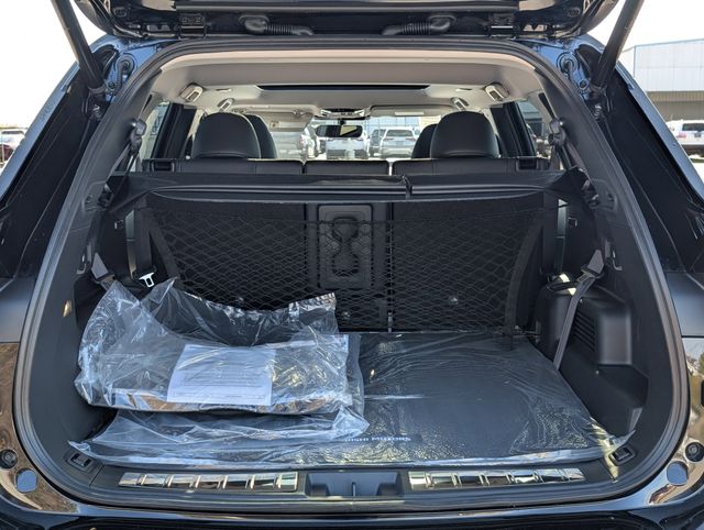 New 2026 Black Mitsubishi SE image 28