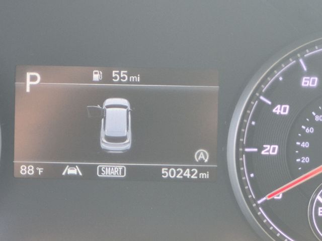 Used 2023 Silver Hyundai SE image 19