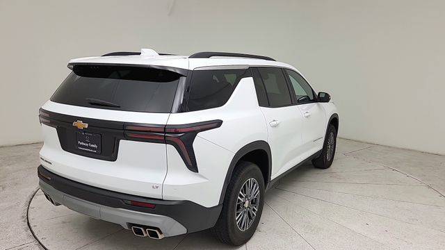 2024 Chevrolet Traverse LT - 4