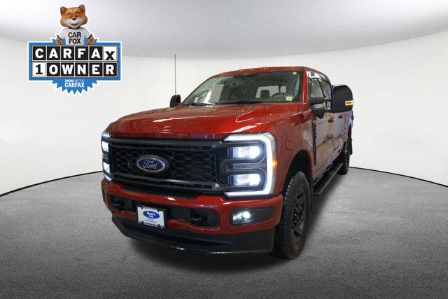 2024 Ford F-250 Super Duty Lariat Crew Cab 4WD