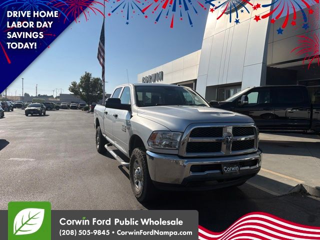 2015 RAM 2500 Plata (Bright Silver Metallic Clearcoat) Camioneta Todo terreno 6 velocidades Automática
