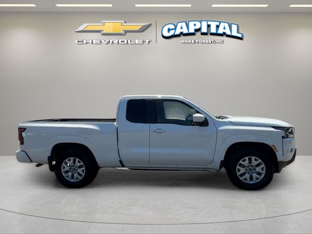 Used 2024 White Nissan SV image 6