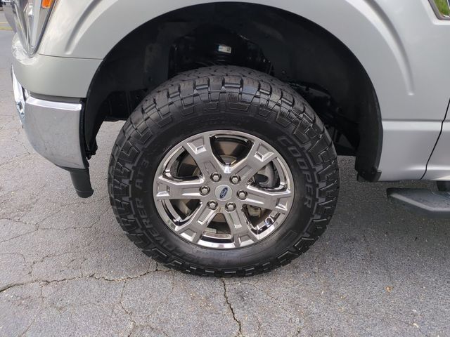 Used 2022 Silver Ford XLT image 10