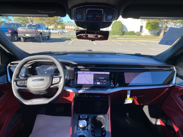 2025 Jeep Wagoneer S