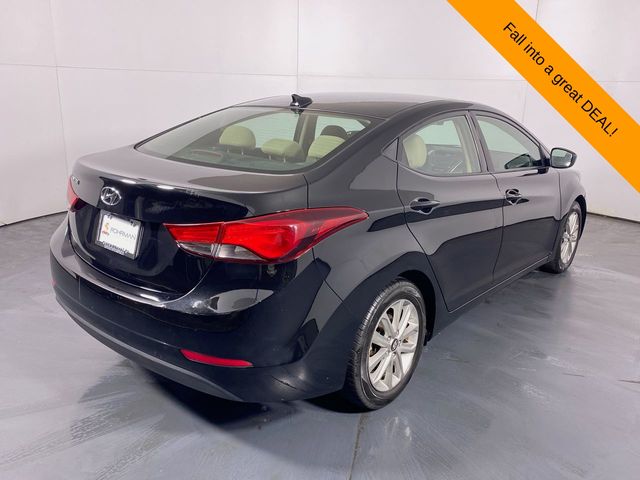 2016 Hyundai Elantra SE 35