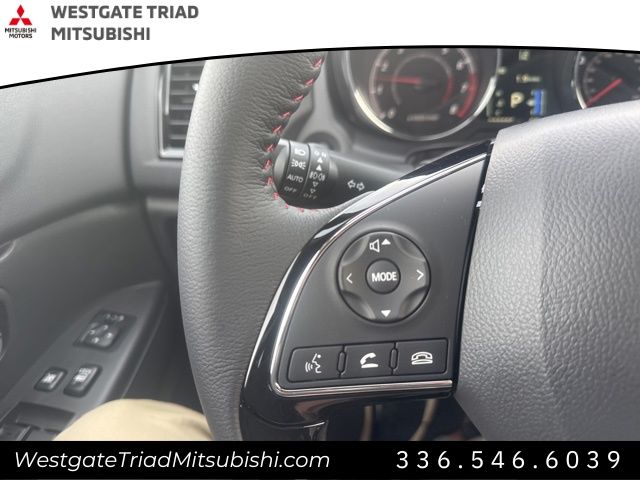 MitsubishiOutlander Sport15