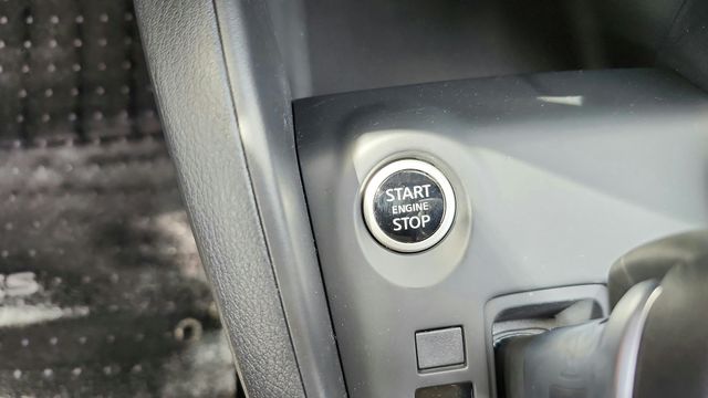 2025 Nissan Kicks Play