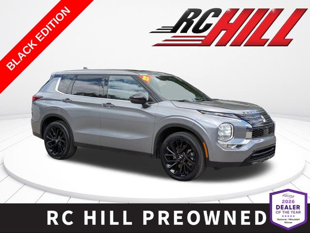 2022 Mitsubishi Outlander Black Edition