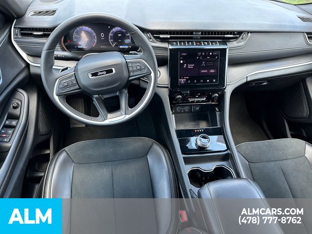Used 2024 Silver Jeep 4xe image 27