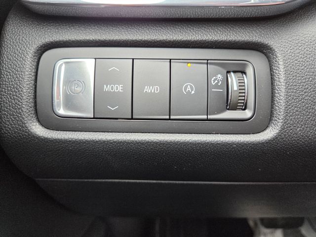 2026 GMC Acadia Denali AWD