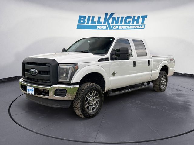 Oxford White 2012 Ford F-250 Super Duty XL Crew Cab 4WD Pickup Truck Four-Wheel Drive 6-Speed Automatic Overdrive