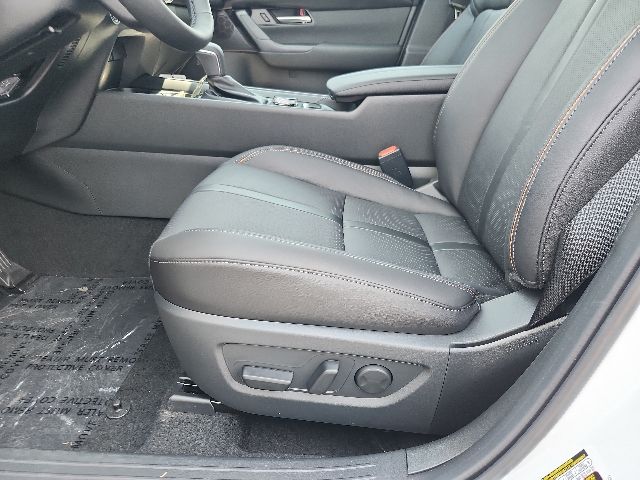 2026 Mazda CX-50 Hybrid Premium Plus - 9