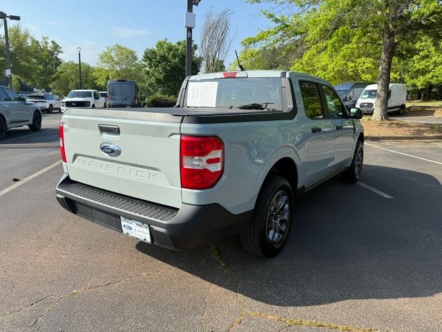 2022 Ford Maverick XLT photo