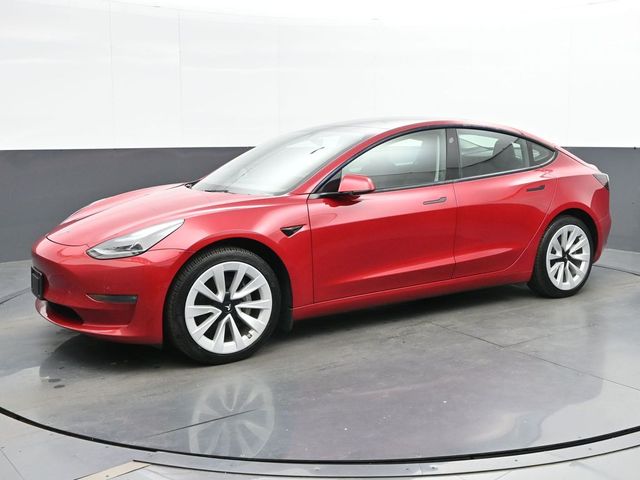 Used 2022  Tesla Long Range image 4