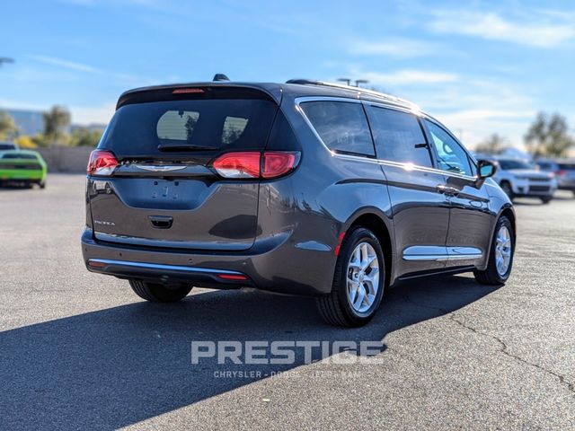 2017 Chrysler Pacifica Touring L 7