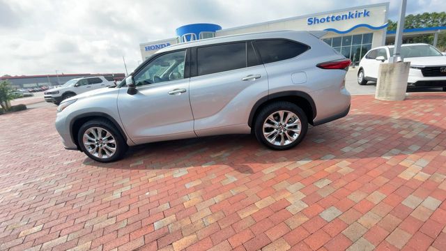 Used 2021 Toyota Highlander SUV