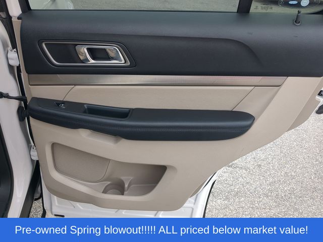 Used 2019 White Platinum Clearcoat Metallic Ford XLT image 44