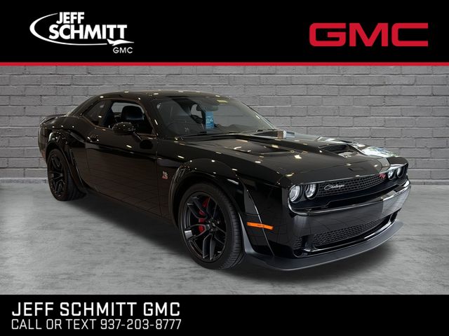 Pitch Black Clearcoat 2022 Dodge Challenger Coupe Rear-Wheel Drive 8-Speed Automatic