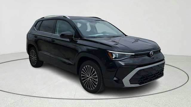 Black 2025 Volkswagen Taos SUV / Crossover Front-Wheel Drive 8-Speed Automatic
