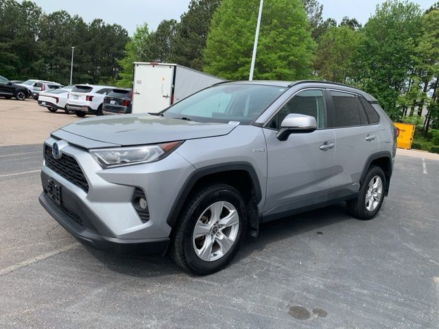 2021 Toyota RAV4 Hybrid XLE photo