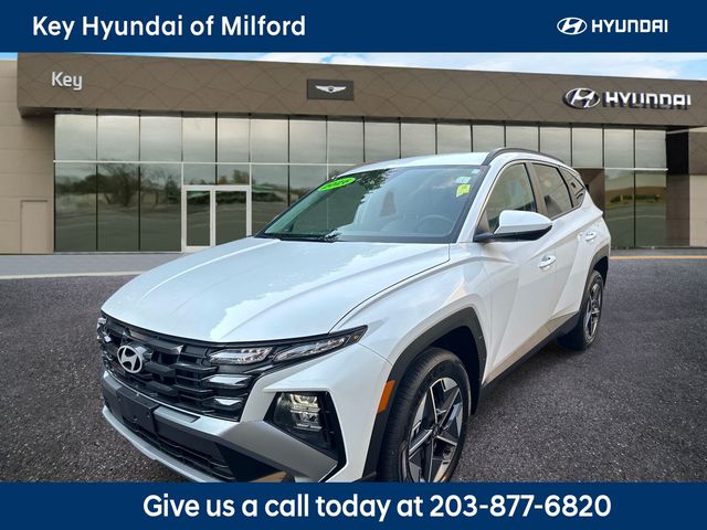 Creamy White Pearl 2026 Hyundai Tucson Hybrid SUV / Crossover All-Wheel Drive 6-Speed Automatic