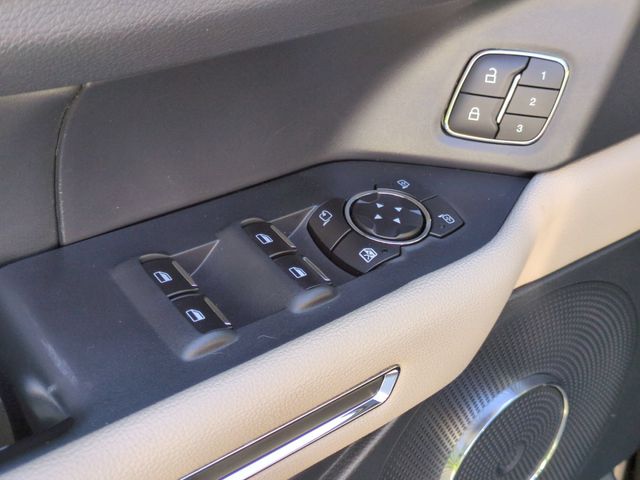Used 2022 Black Ford XLT image 13