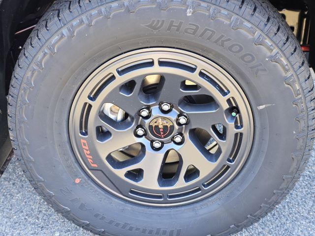 New 2026 Nissan Frontier Truck