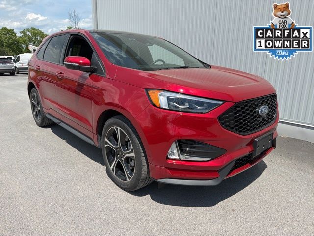 Rapid Red Metallic Tinted Clearcoat 2023 Ford Edge SUV / Crossover All-Wheel Drive 7-Speed Automatic