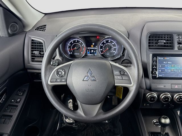 MitsubishiOutlander Sport26