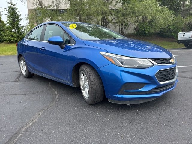 Used 2018 Chevrolet Cruze For Sale in Livonia, MI
