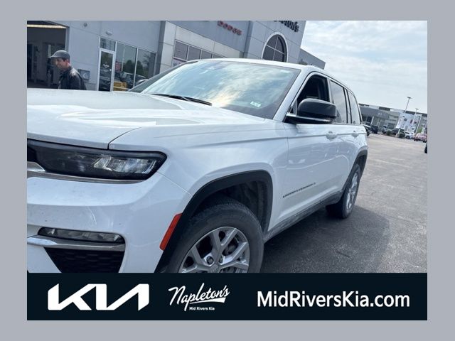 Bright White Clearcoat 2023 Jeep Grand Cherokee Limited 4WD SUV / Crossover Four-Wheel Drive 8-Speed Automatic