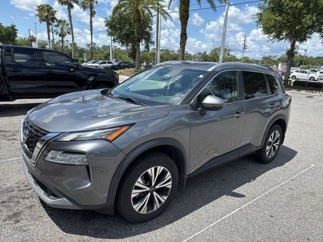2022 Nissan Rogue SV FWD's photo