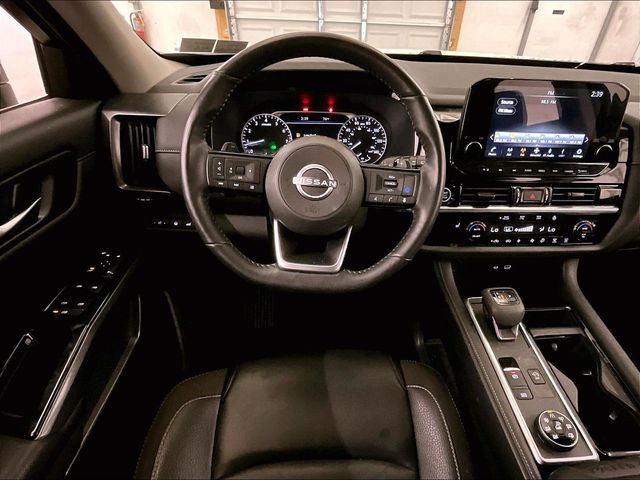 2023 Nissan Pathfinder SL White at Sutliff Volkswagen