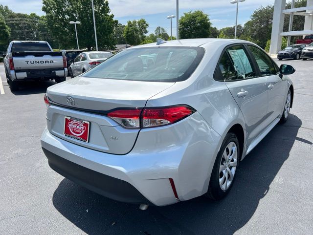 2024 Toyota Corolla LE - Photo 7
