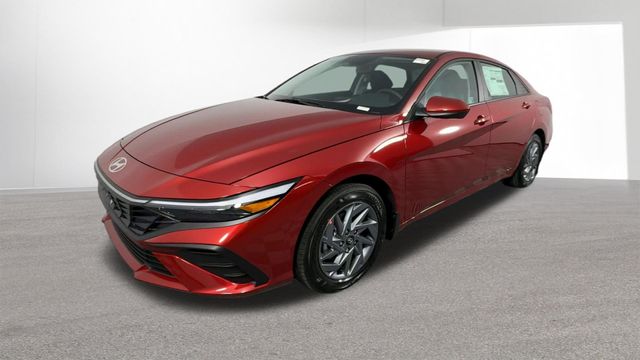 Used 2025 Hyundai Elantra Hybrid For Sale in Indianapolis, IN
