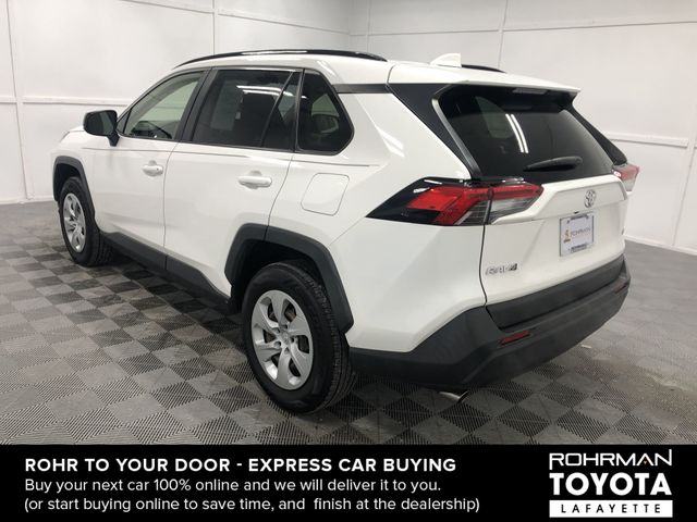 2020 Toyota RAV4 LE 4