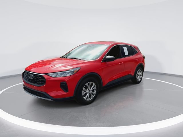 Used 2024 Red Ford Active image 4
