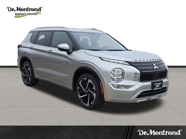 New 2025 Silver Mitsubishi SEL image 7