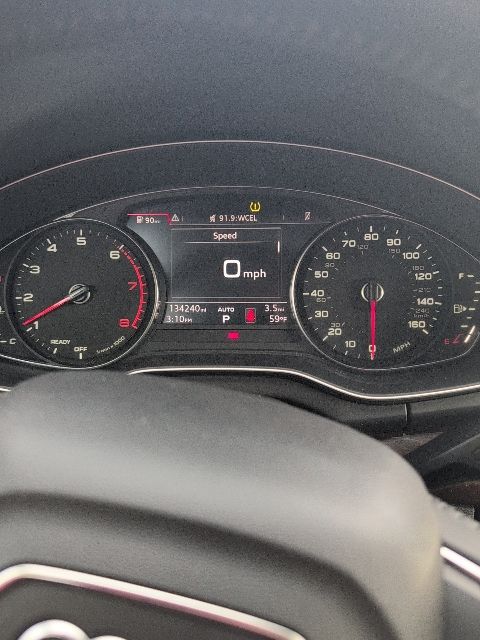 2020 Audi Q5 45 quattro S tronic Premium's photo