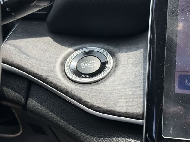 2023 Jeep Grand Cherokee Limited Silver at River Oaks CDJR