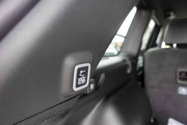 new 2025 Jeep Grand Cherokee car, priced at $40,720