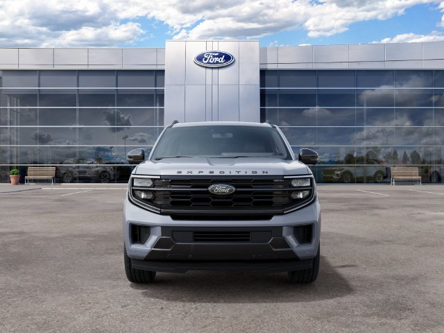 New 2027 Glacier Gray Metallic Tri-Coat Ford MAX Platinum image 3
