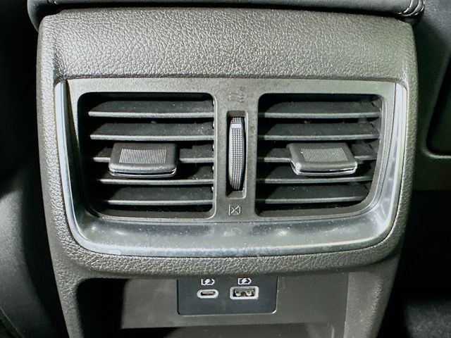 Thumbnail: 2022 INFINITI QX50 - 25