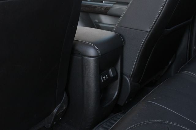 Used 2018 White GMC SLT image 22