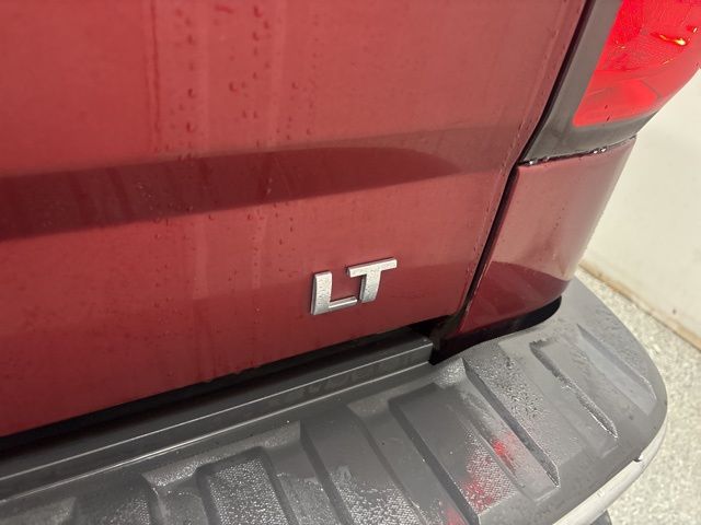 2017 Chevrolet Silverado 1500 LT photo