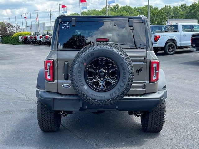 New 2025 Gray Ford Badlands image 7