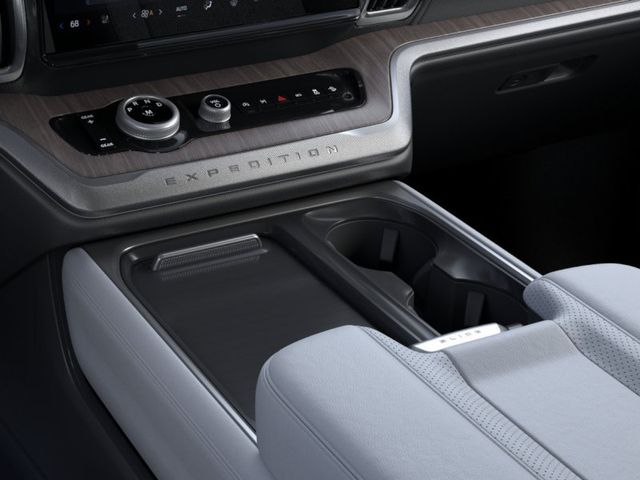 New 2026 White Ford Platinum image 16