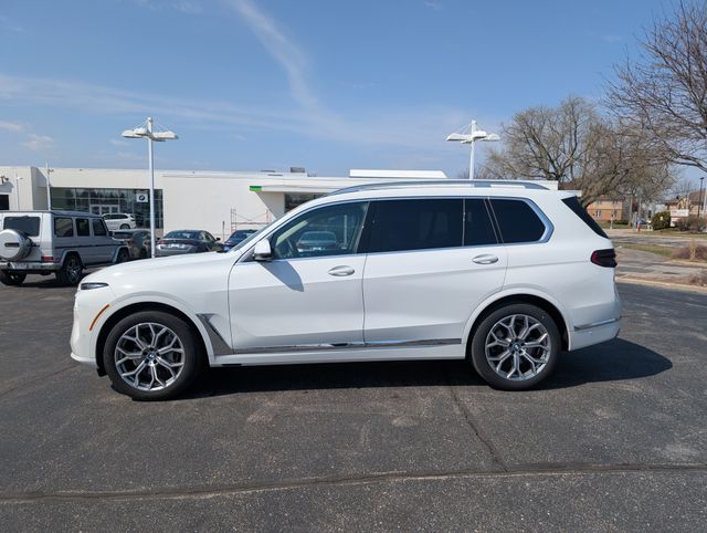 Alpine White 2025 BMW X7 xDrive40i AWD SUV / Crossover All-Wheel Drive 8-Speed Automatic