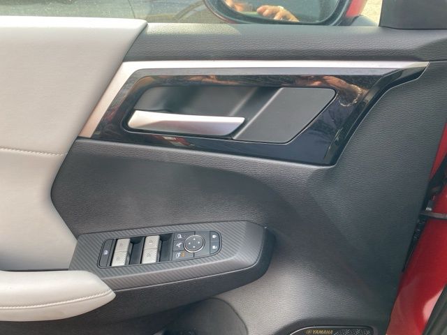 MitsubishiOutlander19